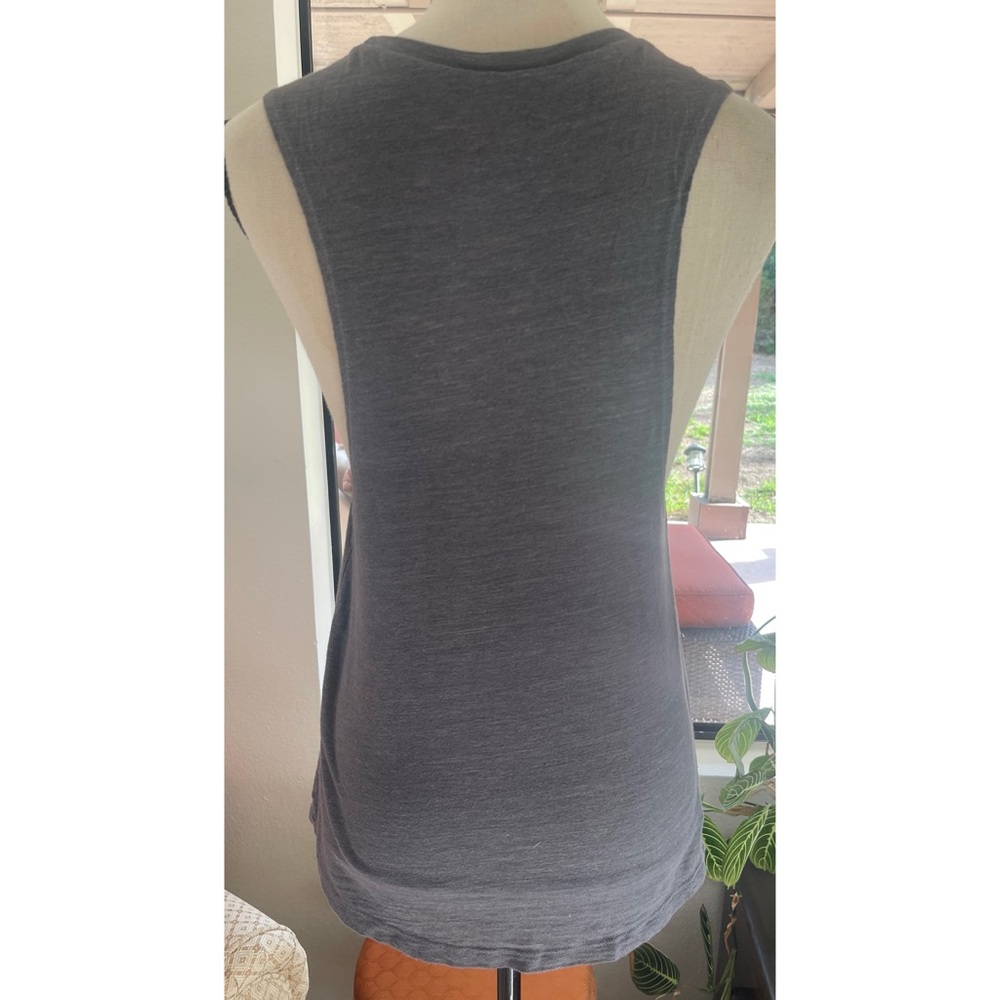 Ballast Point Tank Size Small - Picture 4 of 4